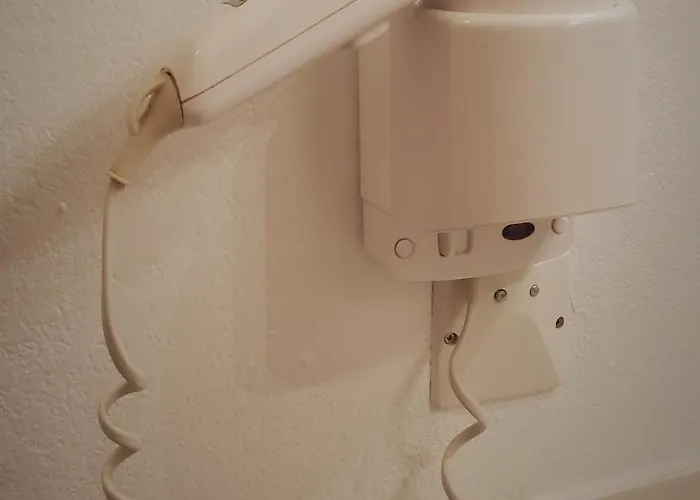 Le Canal Superbe Maison Climatisation Wi-fi Parking Jardin Piscine 15 Mn De Béziers Casa vacanze *